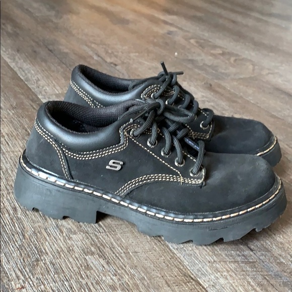 Skechers Shoes - Black VTG style Sketchers parties mate oxfords!